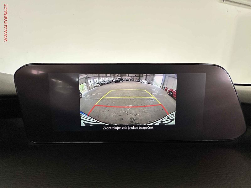 Mazda 3 (2020) 2.0i, 1.maj,ČR, AC, LED, navi - fotka 17 z 19