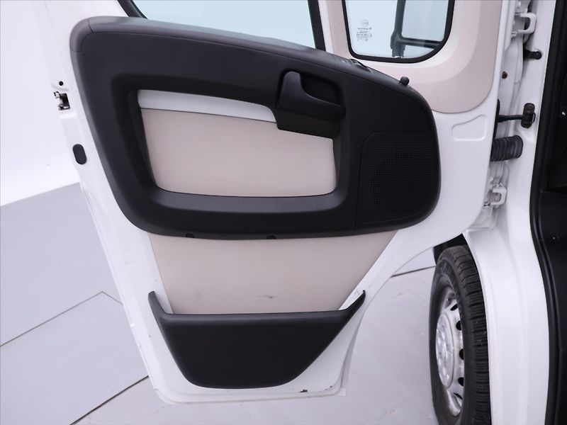 Citroën Jumper 2.0 HDI 96kW CZ Klima L2H2 DPH - fotka 11 z 34