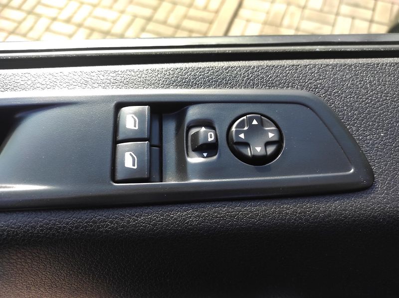 Opel Vivaro 1,5CDTi L1H1, 88kW, ČR - fotka 24 z 45