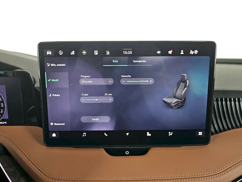 Škoda Superb (2025) 2.0TDI 142kW 4x4 DSG LAURIN A - fotka 17 z 32