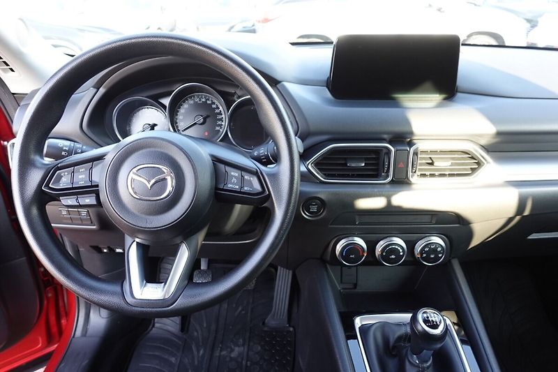 Mazda CX-5 ZLEVNĚNO 2,0i Skyactiv-G 121kW - fotka 14 z 26