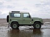Land Rover Defender Heritage.