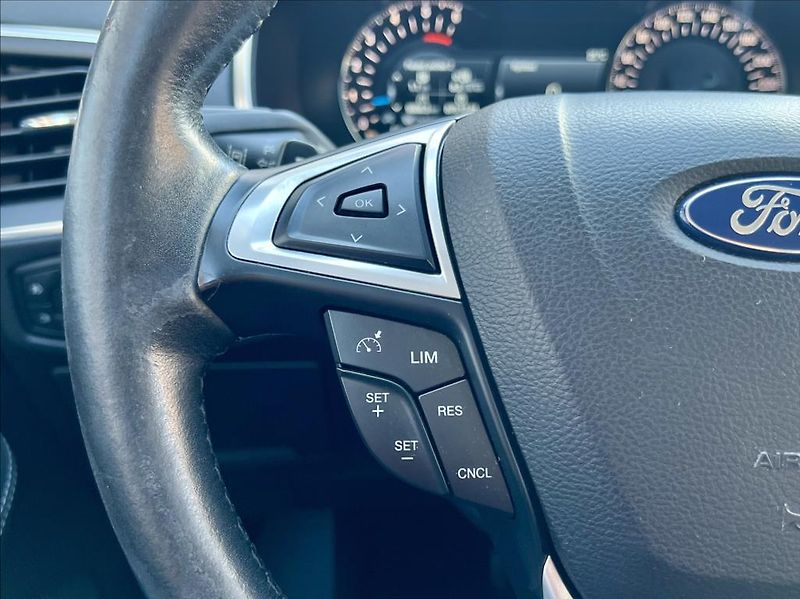 Ford Galaxy 2,0 TDCi  TITANIUM 7-míst záru - fotka 30 z 48