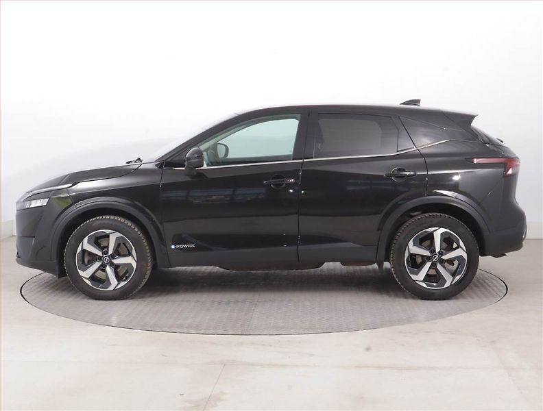 Nissan Qashqai (2023) N-Connecta 1.5 e-Power - fotka 3 z 19