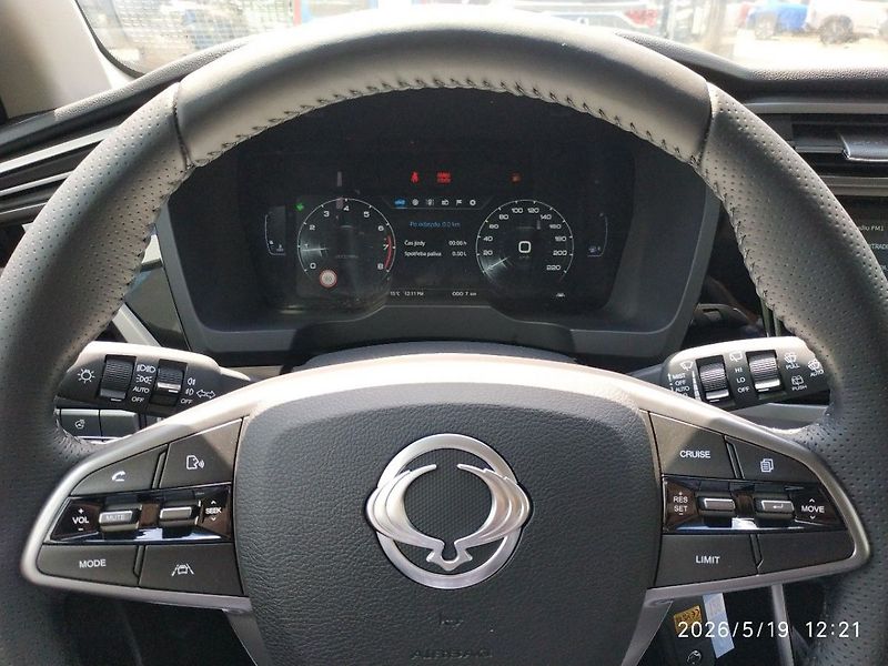 KGM Korando 1.5T, Style+2WD, AT, SKLADEM - fotka 12 z 23