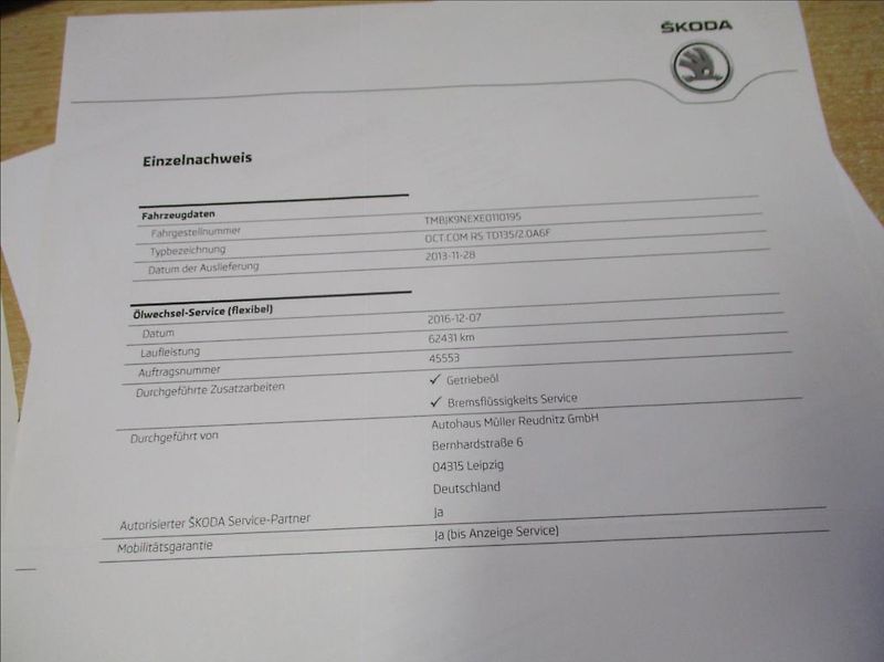 Škoda Octavia 2,0 TDI RS, DSG,serviska,navi, - fotka 41 z 42