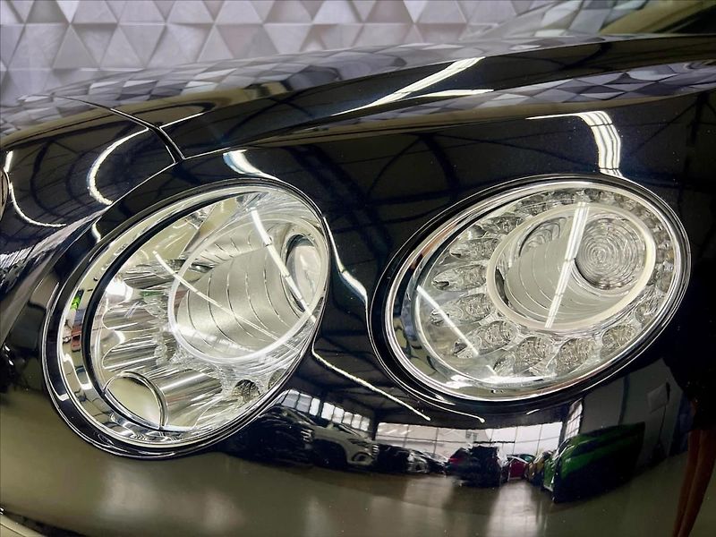 Bentley Continental GT V12 434 KW BREITLING - fotka 8 z 27
