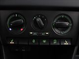 Škoda Rapid 1,2 TSI 81kW 1.maj.ČR 47tkm! - náhled 20