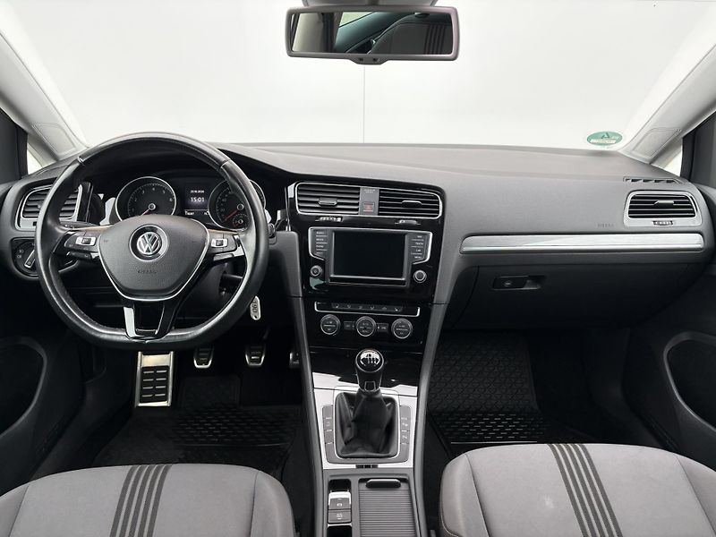 Volkswagen Golf 1.4 TSI 110kW ALLSTAR - fotka 5 z 23
