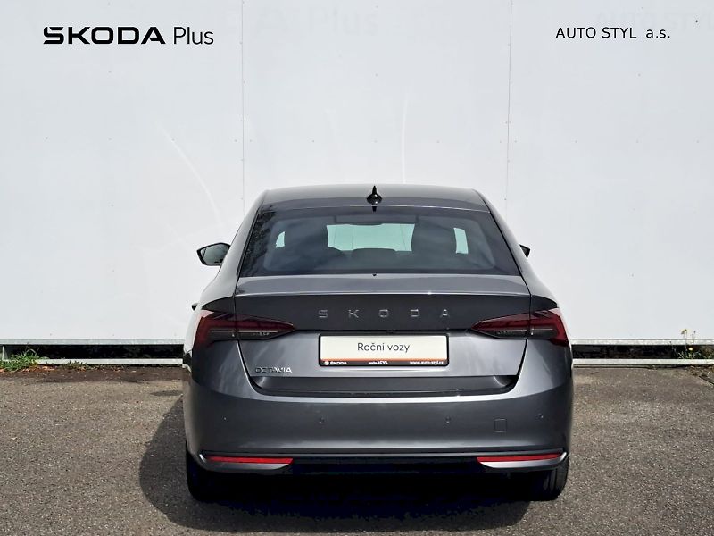 Škoda Octavia (2025) Selection 1,5 TSI 110 kW - fotka 7 z 23