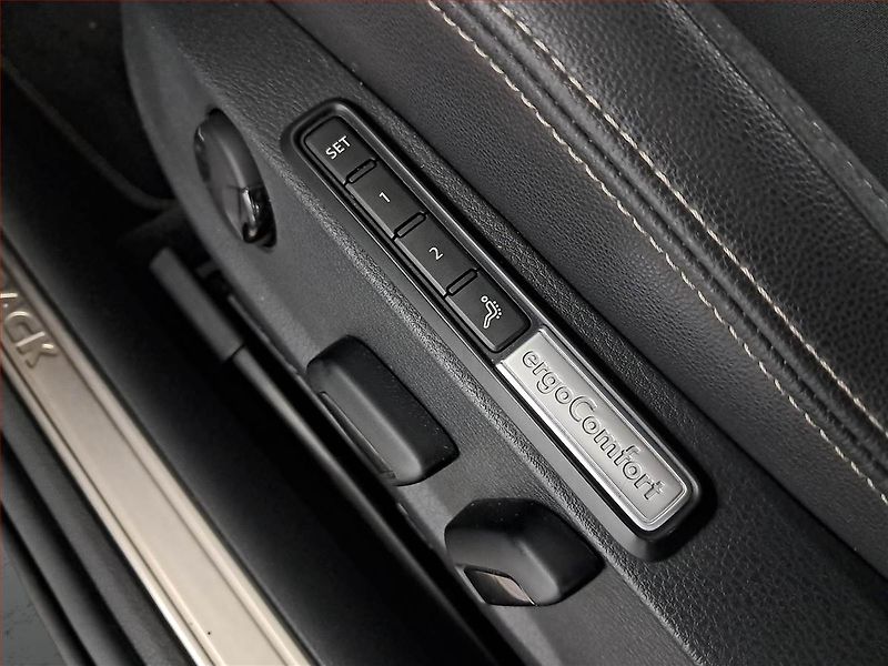 Volkswagen Passat (2016) 2.0 BiTDI, 4X4, Automat - fotka 21 z 22