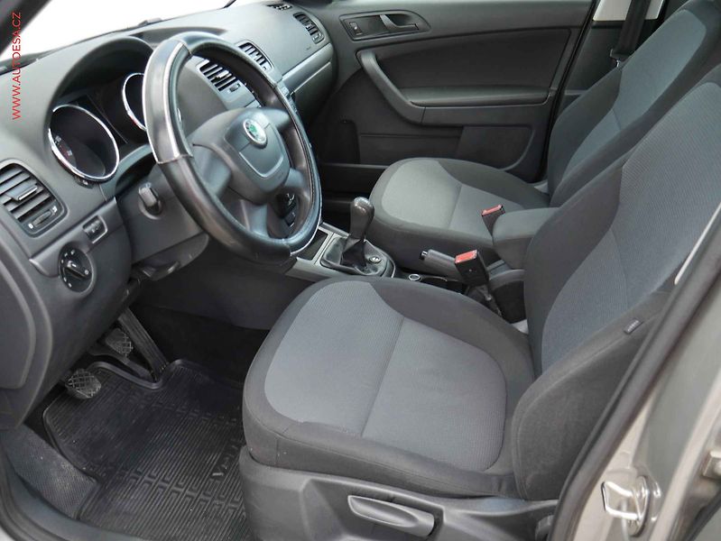 Škoda Yeti (2011) 1.2 TSI, AC - fotka 9 z 16
