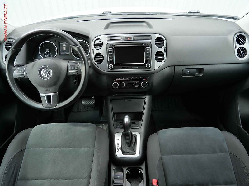 Volkswagen Tiguan (2014) 2.0TDi 4x4, DSG, TZ, AC - fotka 8 z 20