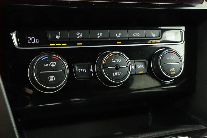 Volkswagen Arteon (2019) R-line 2.0 TDI - fotka 16 z 20