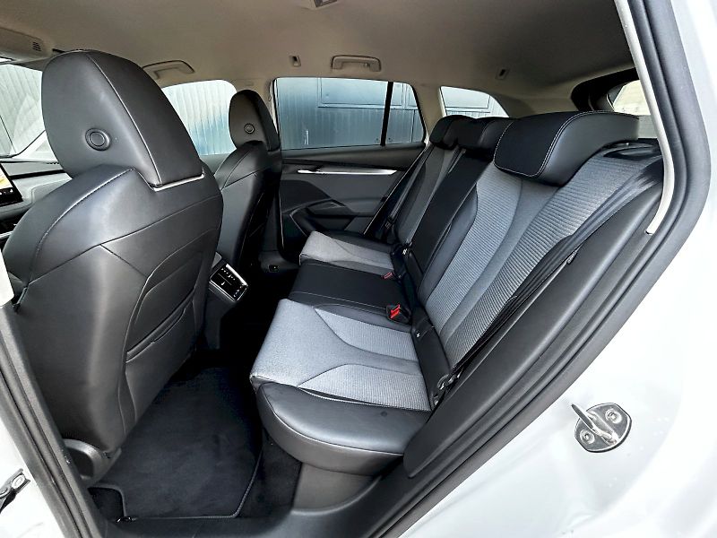 Škoda Enyaq (2021) 80 iV 150kW Loft - fotka 29 z 35