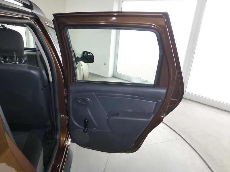 Dacia Duster (2010) 1,5DCI-79KW*KLIMATIZACE**ALU* - fotka 18 z 22