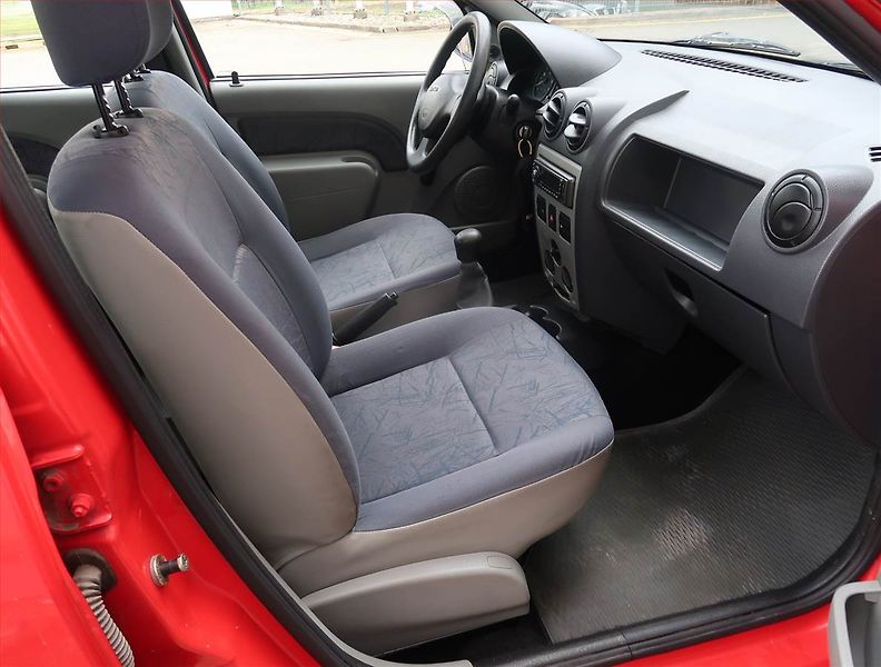 Dacia Logan (2005) 1.4, po STK, Tažné, v provozu - fotka 9 z 13