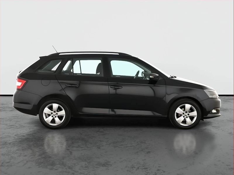 Škoda Fabia (2018) 1.0 TSI, ČR,1.maj - fotka 6 z 13