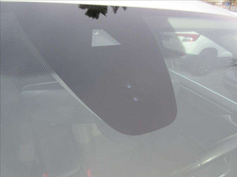 Volkswagen Tiguan 2,0 TDI Led Highline Top Stav - fotka 13 z 18