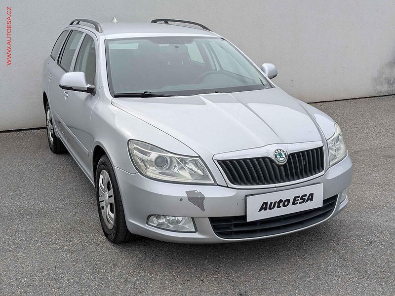 Škoda Octavia (2013) 1.6 TDi, 2.maj, Ambiente - fotografie inzerátu