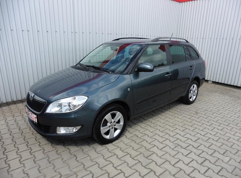 Škoda Fabia II Combi 1.2 TSi Elegance 77kW - fotka 1 z 16