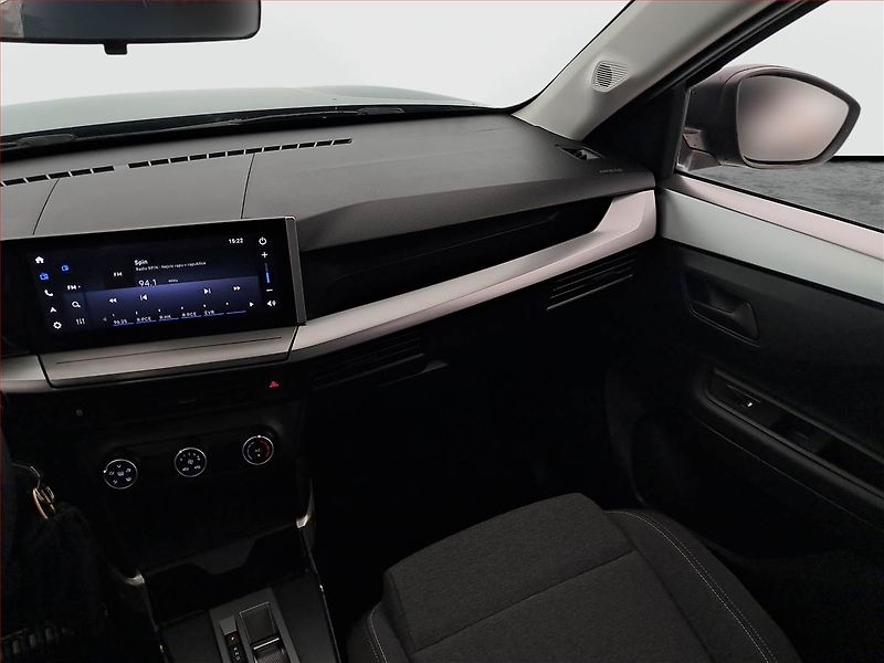Opel Frontera (2025) 1.2 hybrid - fotka 8 z 19