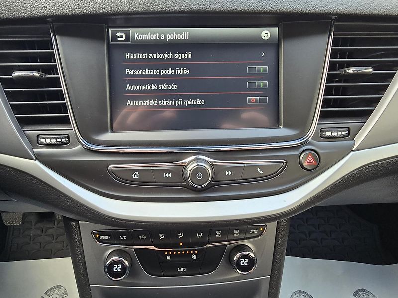 Opel Astra 81kW ENJOY DIGIKLIMA - fotka 16 z 35