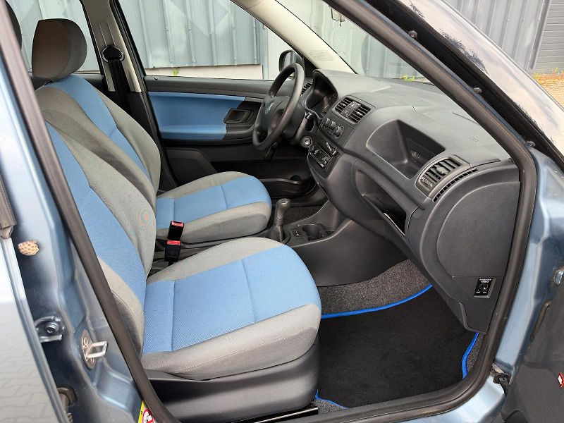 Škoda Fabia 1,2 HTP / po rozvodech /  - fotka 18 z 23