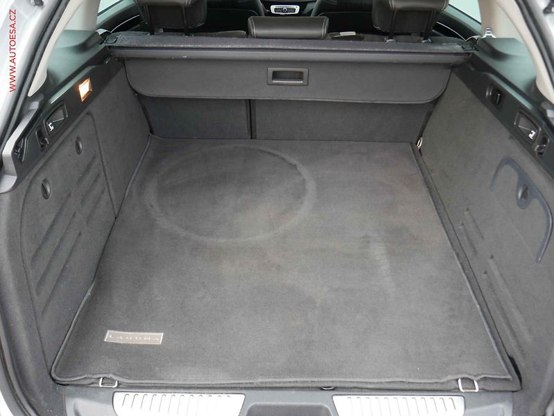Renault Laguna (2013) 1.5 dCi, ČR, Navi, výhřev - fotka 8 z 22