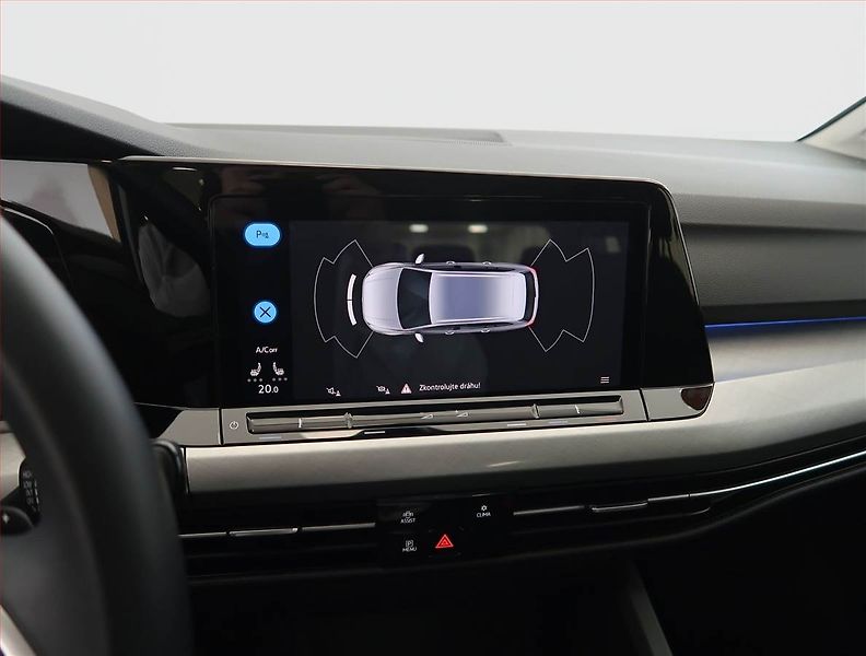 Volkswagen Golf (2023) Life 2.0 TDI, Automat - fotka 19 z 23