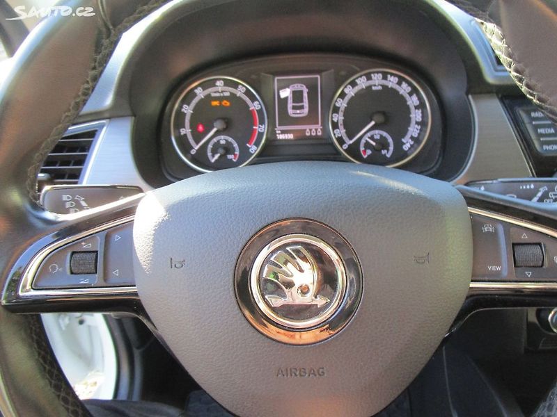 Škoda Fabia 1,0 TSI-70KW-STK ČR+NOVÝ OLEJ - fotka 21 z 23