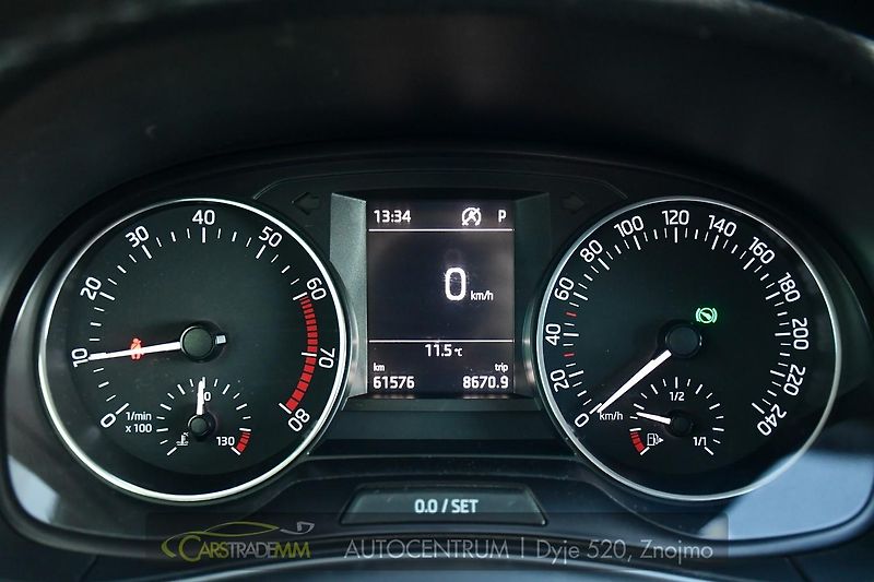 Škoda Fabia 1,2TSi DSG 2xALU 61tKM STYLE  - fotka 30 z 48