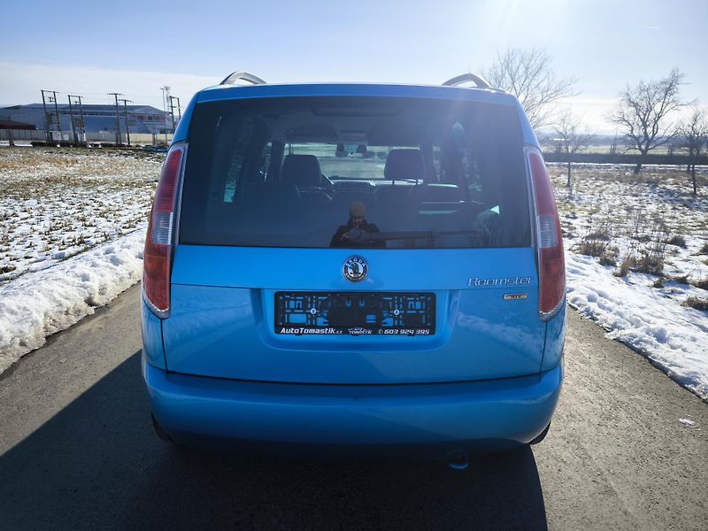 Škoda Roomster (2007) 1,4i16V STYLE - fotka 6 z 58