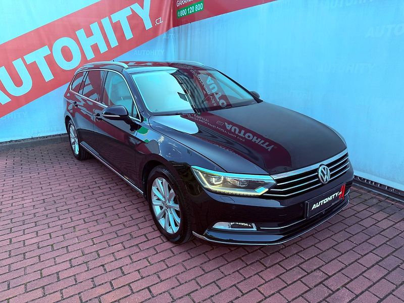 Volkswagen Passat 2.0 TSi DSG Highline, ACC - fotka 5 z 33