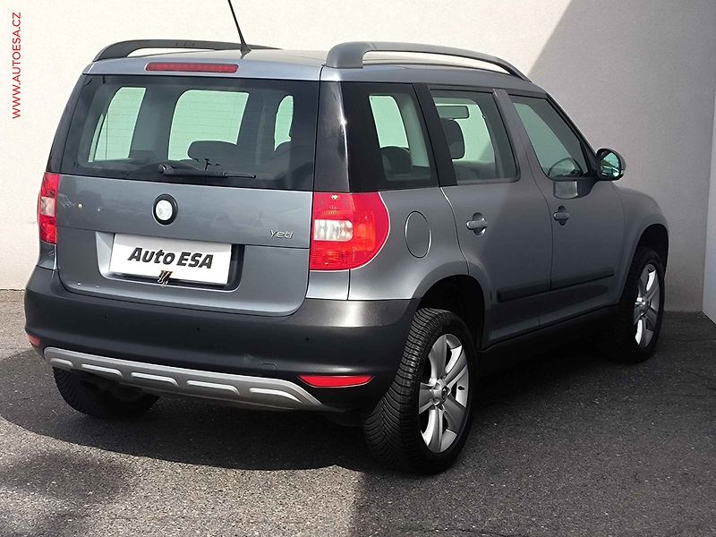 Škoda Yeti (2011) 1.2 TSi, Ambition, DSG - fotka 4 z 18