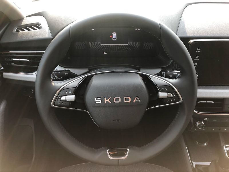 Škoda Scala 1,5 TSI - fotka 17 z 29