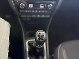 Škoda Rapid 1,2   TSI,SERVISKA,2.MAJ,TAŽNÉ - náhled 17