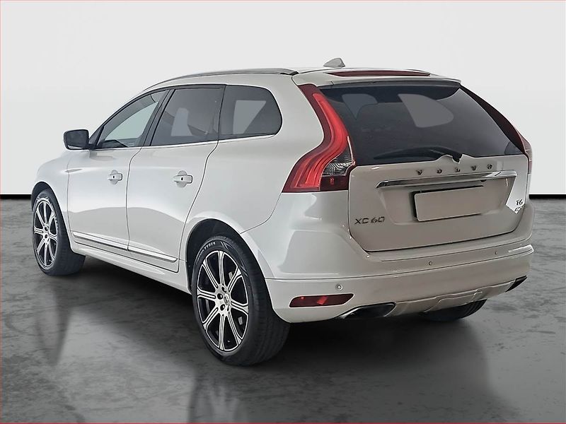 Volvo XC60 (2014) Summum T6, 4X4, Automat - fotka 4 z 19