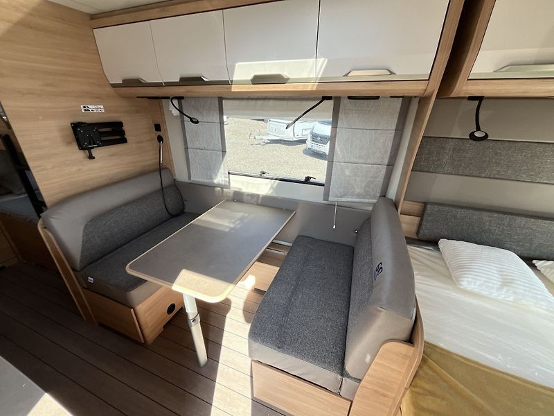 Knaus (2027) Südwind 500 QDK BLACK SELECTIO - fotka 11 z 18