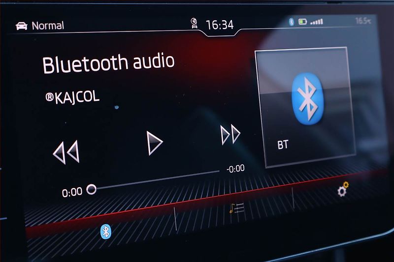 Škoda Superb (2017) 2.0 TSI, 4X4, Automat, Kůže - fotka 18 z 32