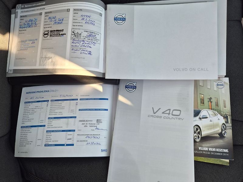 Volvo V40 1.6D 84kw CROSS COUNTRY, tažné - fotka 33 z 33