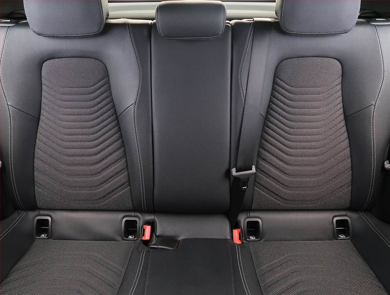 Mercedes-Benz Třídy A (2022) A 180 d - fotka 10 z 22