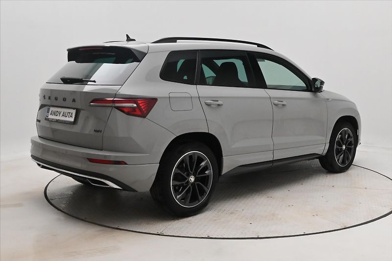 Škoda Karoq 2,0 TDI 110kW DSG 4x4 Sportlin - fotka 5 z 31