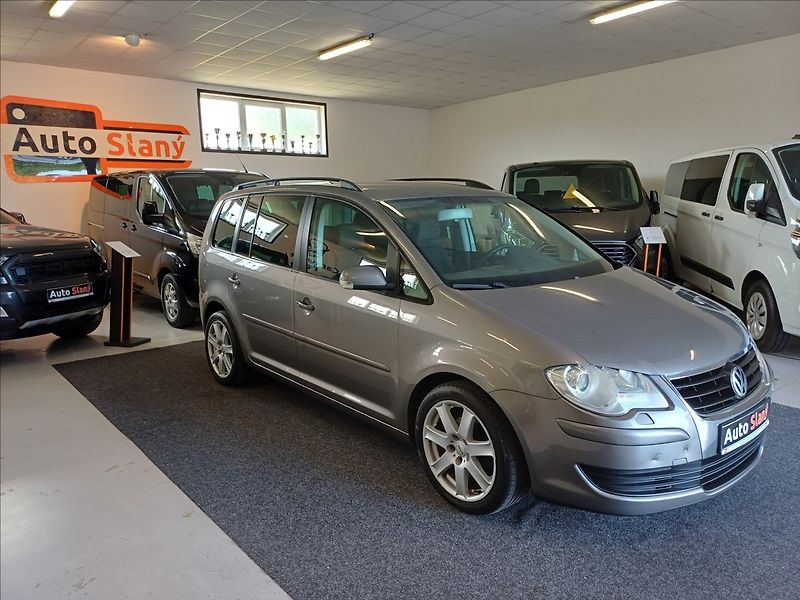 Volkswagen Touran 1,9 TDI 77kW,2x kola - fotka 2 z 25