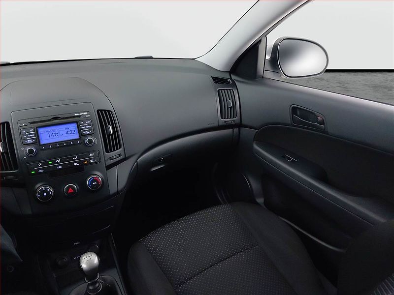 Hyundai i30 (2009) 1.4 CVVT, Serv.kniha, po STK - fotka 8 z 15