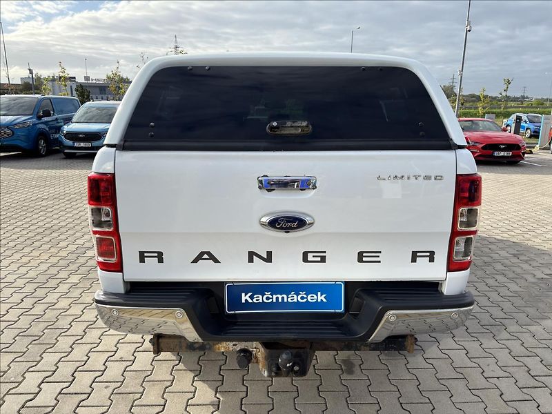 Ford Ranger 3,2 Limited 147kW DPH - fotka 4 z 37