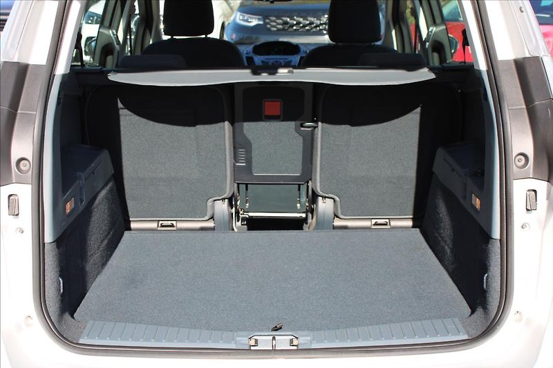 Ford Grand C-MAX 1,0 ECOBOOST  NOVÉ V ČR,1.MAJ - fotka 21 z 24