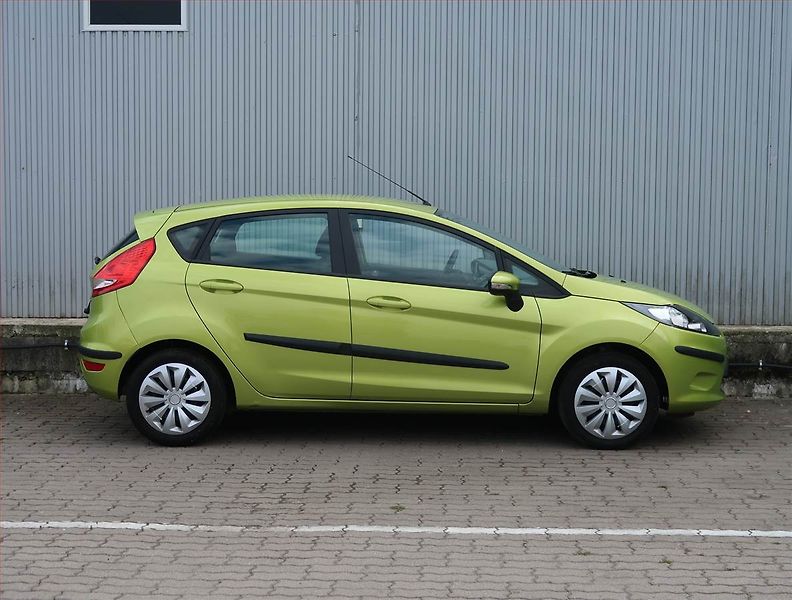 Ford Fiesta (2010) 1.25, Park. senzory - fotka 6 z 17