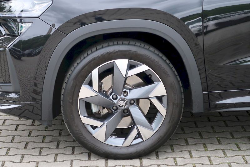 Škoda Kodiaq (2025) SPORTLINE 2.0 TDI 142 kW 4x4 D - fotka 8 z 27
