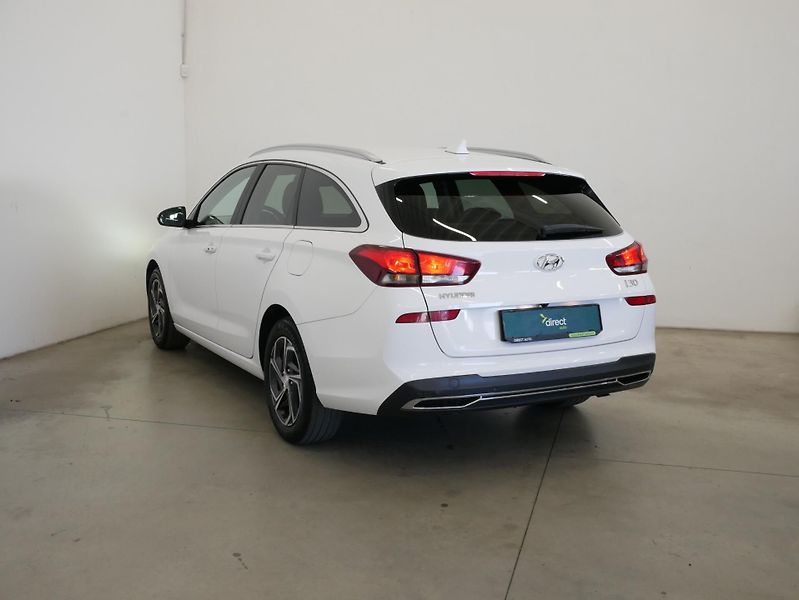 Hyundai i30 - fotka 7 z 26